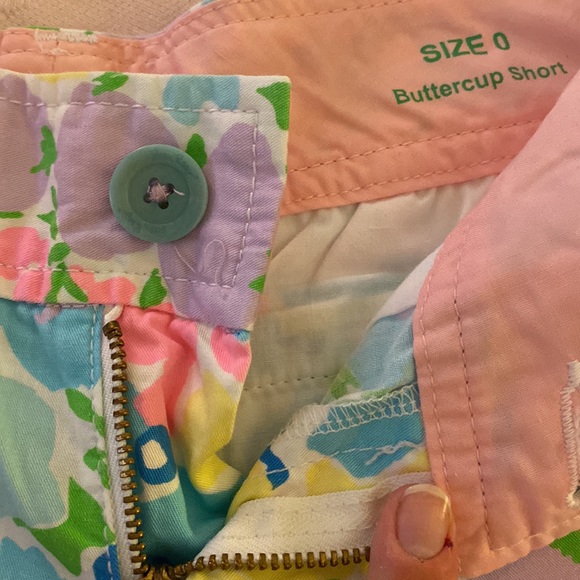 Lilly Pulitzer buttercup shorts - Picture 2 of 5
